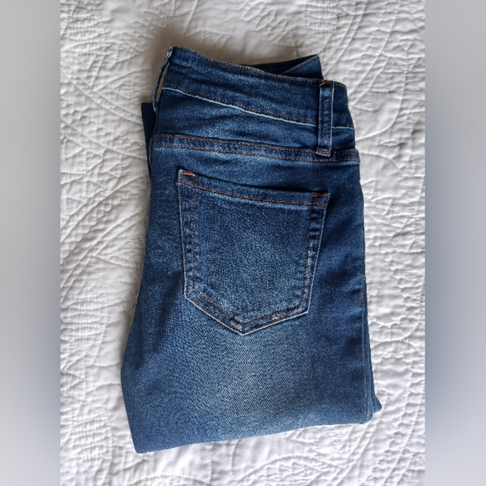 HH womens straight leg jeans